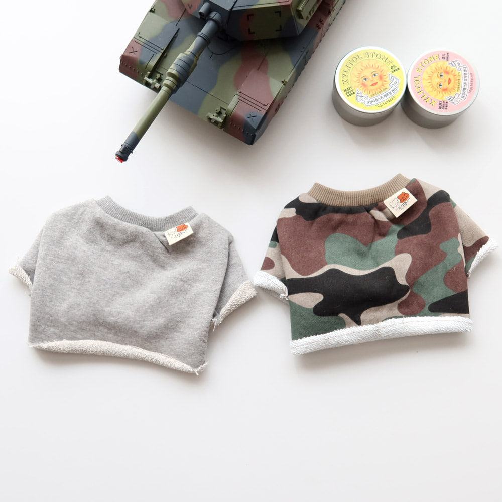 Raw Edge Sweatshirt (Camo)