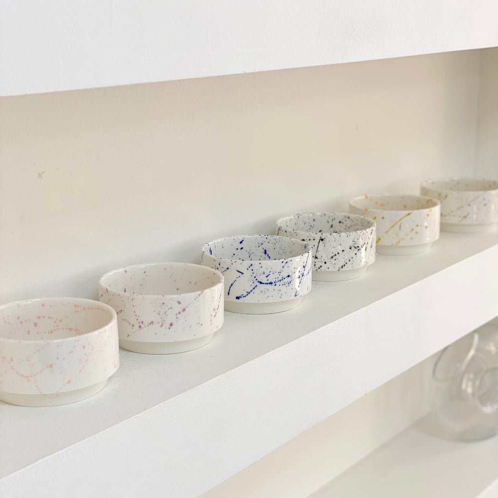 Hand-Painted Ceramic Dish – 6 Colors