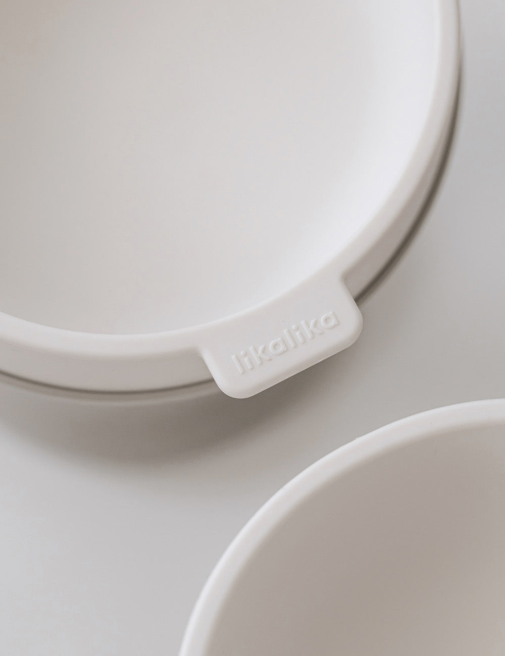 Tastill Silicone Bowl & Metal Stand Set 2 Colors
