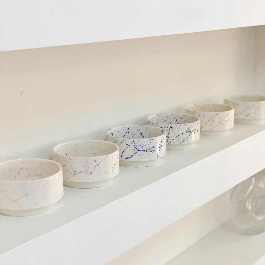 Hand-Painted Ceramic Dish – 6 Colors